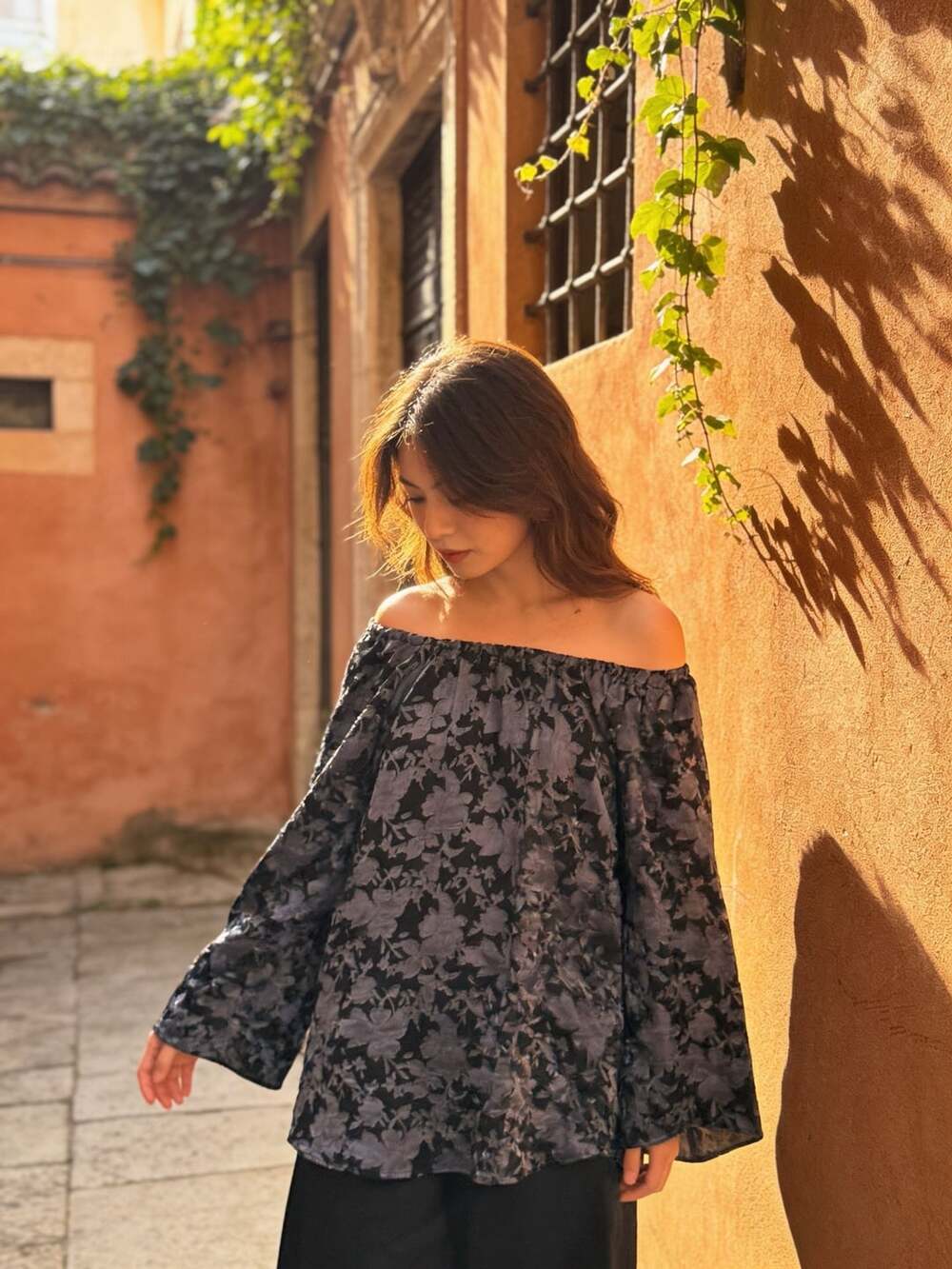 Alfani Woman Black and Blue Floral Jacquard Off-The-Shoulder Blouse Size 3X